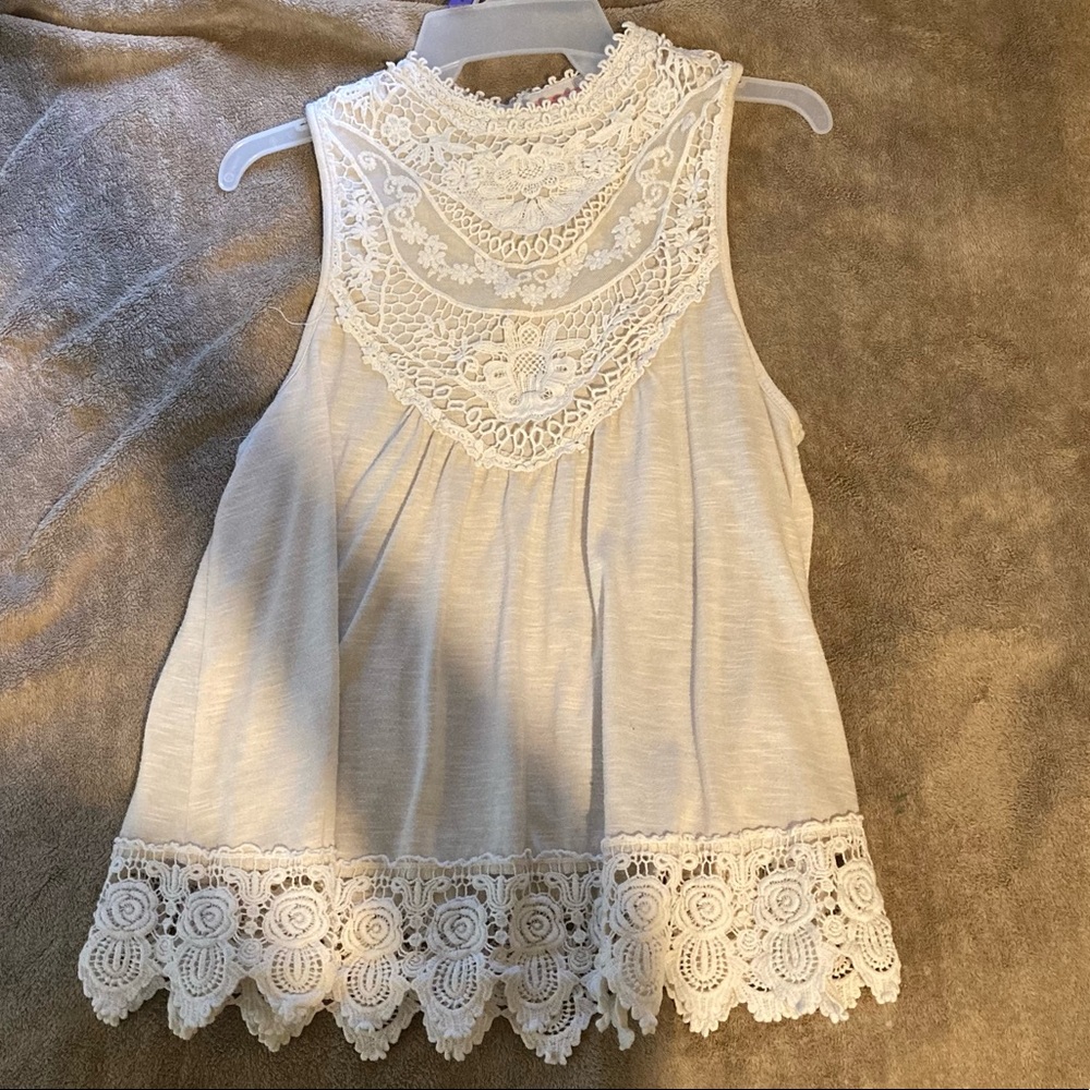 Taylor and Sage top junior size XL